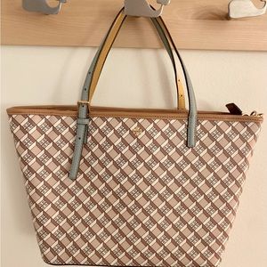 Tory Burch Tote 🌼